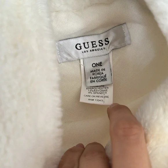 White faux Guess Poncho ✨✨ - Picture 2 of 3